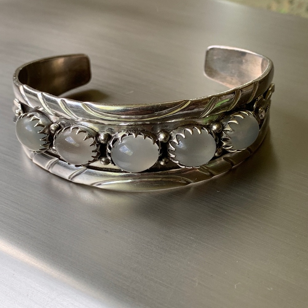 Sterling Silver bracelet with moonstone cabochons